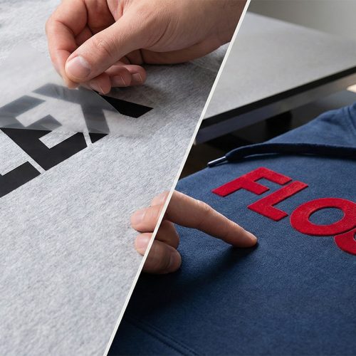 Vergleichsbild: Links glatter Flexdruck auf grauem Shirt, rechts samtiger Flockdruck auf blauem Hoodie – Unterschied in Haptik und Optik.